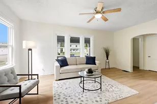 2143 Leonard Ave, Columbus, OH 43219 - Photo 3