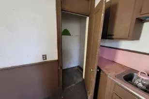 412 Grant St, East Liverpool, OH 43920 - Photo 7