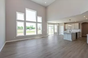 1327 Blueberry Cv, Grove City, OH 43123 - Photo 7