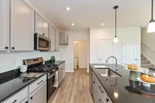 2205 Sunny View Ct, Marysville, OH 43040 - Photo 7