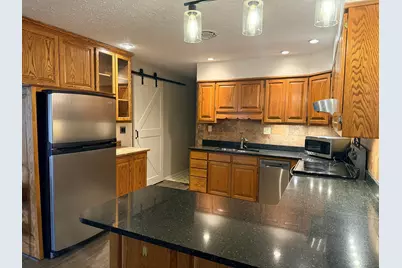 1060 Heidi Road, Bellefontaine, OH 43311 - Photo 7