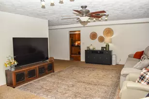 1060 Heidi Rd, Bellefontaine, OH 43311 - Photo 11