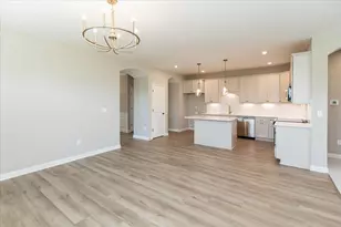 2110 Sun Dusk Wy, Marysville, OH 43040 - Photo 11