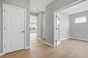 3885 Colts Reign Dr, Powell, OH 43065 - Photo 5