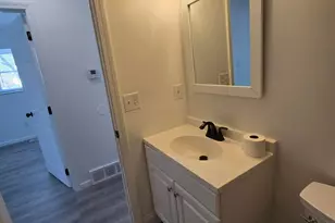 2626 Diane Pl, Columbus, OH 43207 - Photo 9