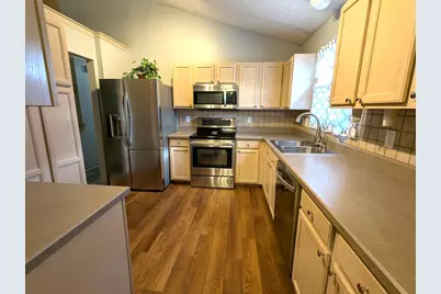 2646 Little Pine Lane, Lancaster, OH 43130 - Photo 7