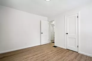 2349 Delbert Rd, Columbus, OH 43211 - Photo 17