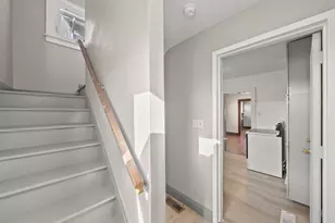 2541 Sullivant Ave, Columbus, OH 43204 - Photo 23