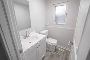 5846 Riverton Rd, Columbus, OH 43232 - Photo 11