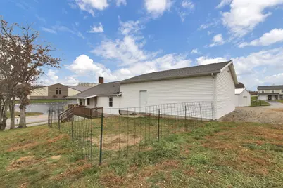 3585 East Pike, Zanesville, OH 43701 - Photo 5