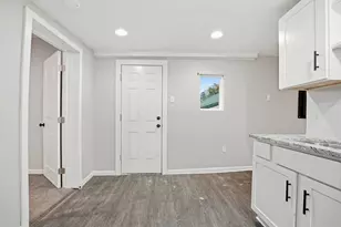 1041 Market St, Zanesville, OH 43701 - Photo 3