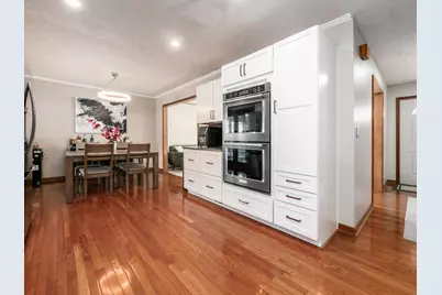 2056 Fincastle Court, Columbus, OH 43235 - Photo 11