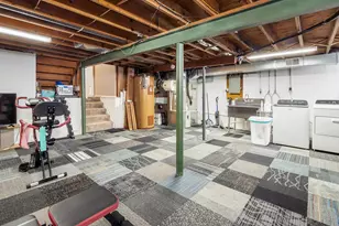 2056 Fincastle Ct, Columbus, OH 43235 - Photo 29