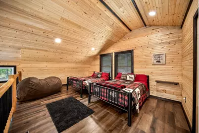 12089 Cantwell Cliffs Road, Rockbridge, OH 43149 - Photo 27