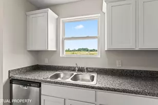 5964 Pitch Pne Dr, Canal Winchester, OH 43110 - Photo 9