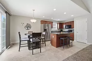 1728 Hunters Ridge Dr, Troy, OH 45373 - Photo 11