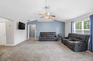 1728 Hunters Ridge Dr, Troy, OH 45373 - Photo 5