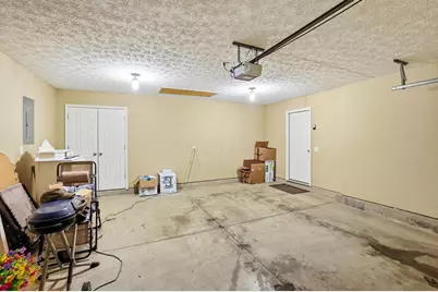 1728 Hunters Ridge Drive, Troy, OH 45373 - Photo 25