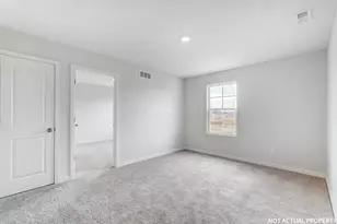 113 Vine Grv Dr, Circleville, OH 43113 - Photo 9