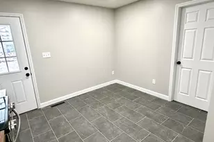 4827 Glendon Rd, Columbus, OH 43229 - Photo 15