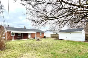 4827 Glendon Rd, Columbus, OH 43229 - Photo 17