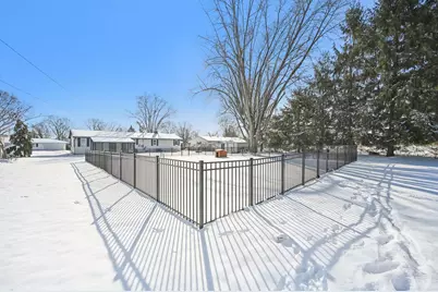 210 Meadow Drive, Circleville, OH 43113 - Photo 39