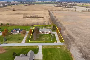 3738 Arrowhead Dr NW, Carroll, OH 43112 - Photo 61