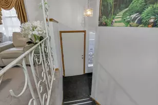 1469 Sandalwood Pl, Columbus, OH 43229 - Photo 9