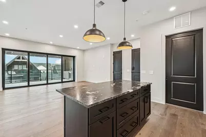 2867 Kobuk Drive #304, Columbus, OH 43228 - Photo 5