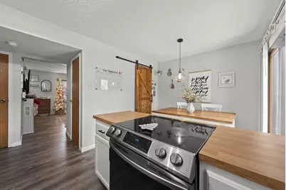 696 Keys View Court, Columbus, OH 43085 - Photo 7