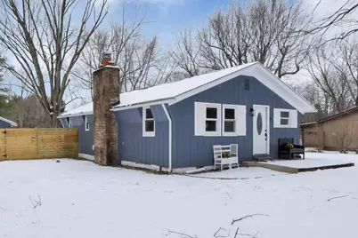 44 5th Avenue SW, Etna, OH 43062 - Photo 1