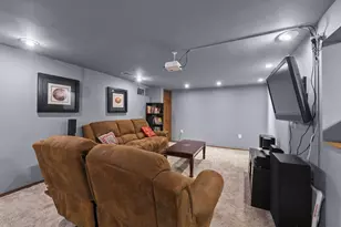 7680 Foxboro Ln, Columbus, OH 43235 - Photo 25