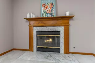 690 W Maple St, Granville, OH 43023 - Photo 15