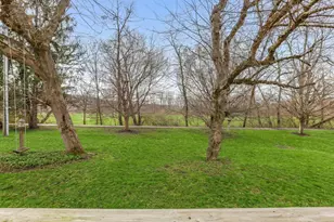 690 W Maple St, Granville, OH 43023 - Photo 49