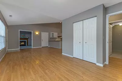 690 W Maple Street, Granville, OH 43023 - Photo 11