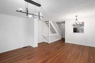 4049 Parkcove Dr, Columbus, OH 43230 - Photo 13