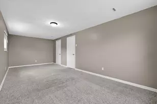 1433 Venice Dr, Columbus, OH 43207 - Photo 15