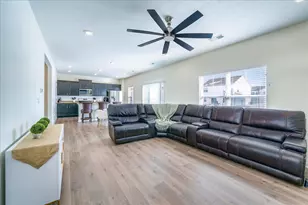 1518 Forbes Ave, Columbus, OH 43228 - Photo 15