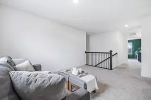 1518 Forbes Ave, Columbus, OH 43228 - Photo 15