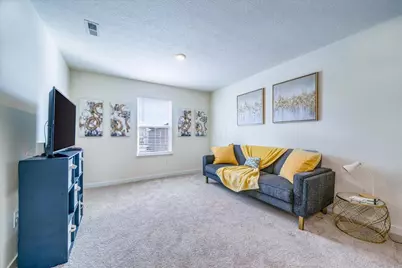 1518 Forbes Avenue, Columbus, OH 43228 - Photo 17