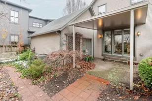 242 E Sycamore St, Columbus, OH 43206 - Photo 39