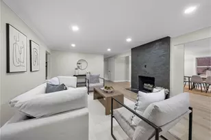 2583 Wexford Rd, Columbus, OH 43221 - Photo 11