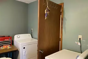 600 E 2nd St, Logan, OH 43138 - Photo 29