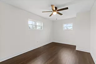 1933 London Groveport Rd, Grove City, OH 43123 - Photo 13