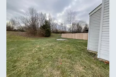 2107 Waymont Road, Columbus, OH 43229 - Photo 17