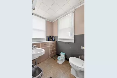 208 N Madriver Street, Bellefontaine, OH 43311 - Photo 17