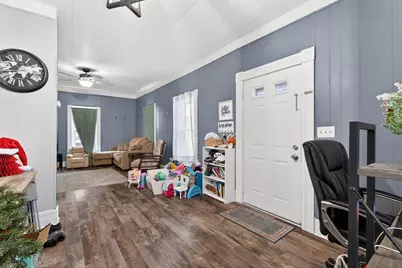 208 N Madriver Street, Bellefontaine, OH 43311 - Photo 7