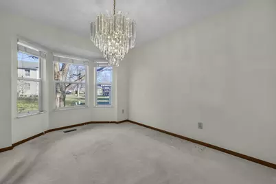 7456 Mapleleaf Court, Columbus, OH 43235 - Photo 9