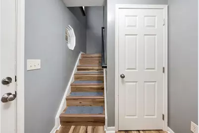 1870 Bay Port Drive, Grove City, OH 43123 - Photo 5