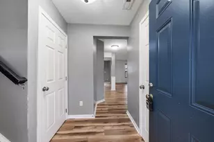 1870 Bay Port Dr, Grove City, OH 43123 - Photo 3